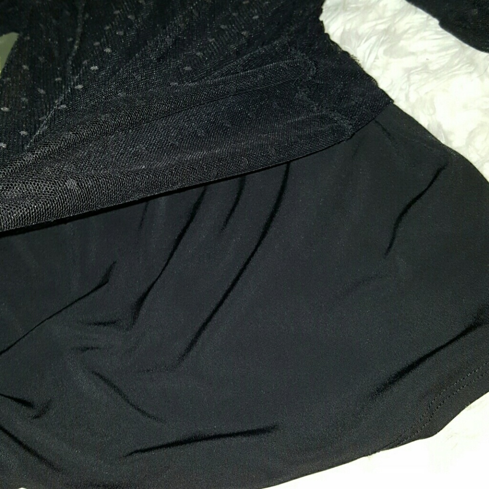 Pebble and stone blouse - Picture 7 of 8